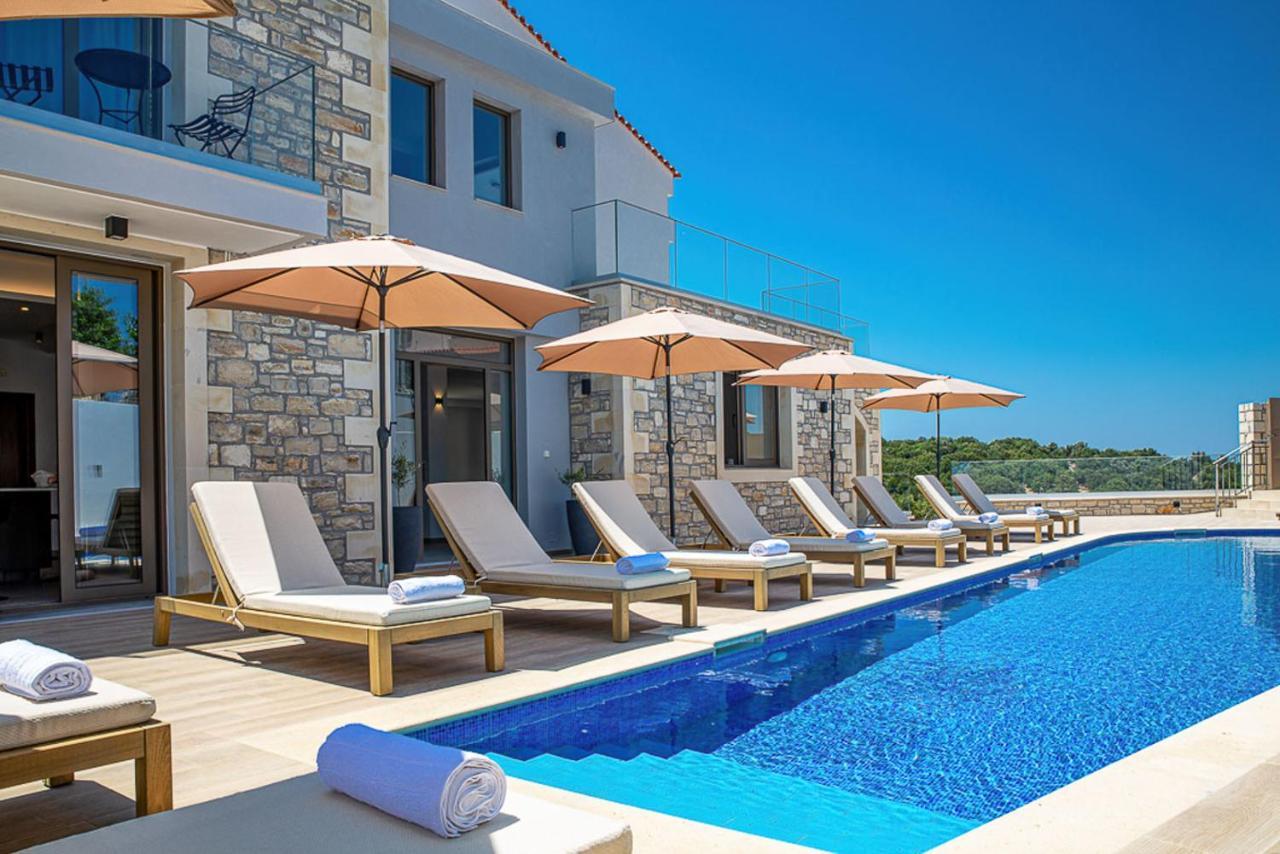 Grand Resort Villa Elefterna Exterior photo