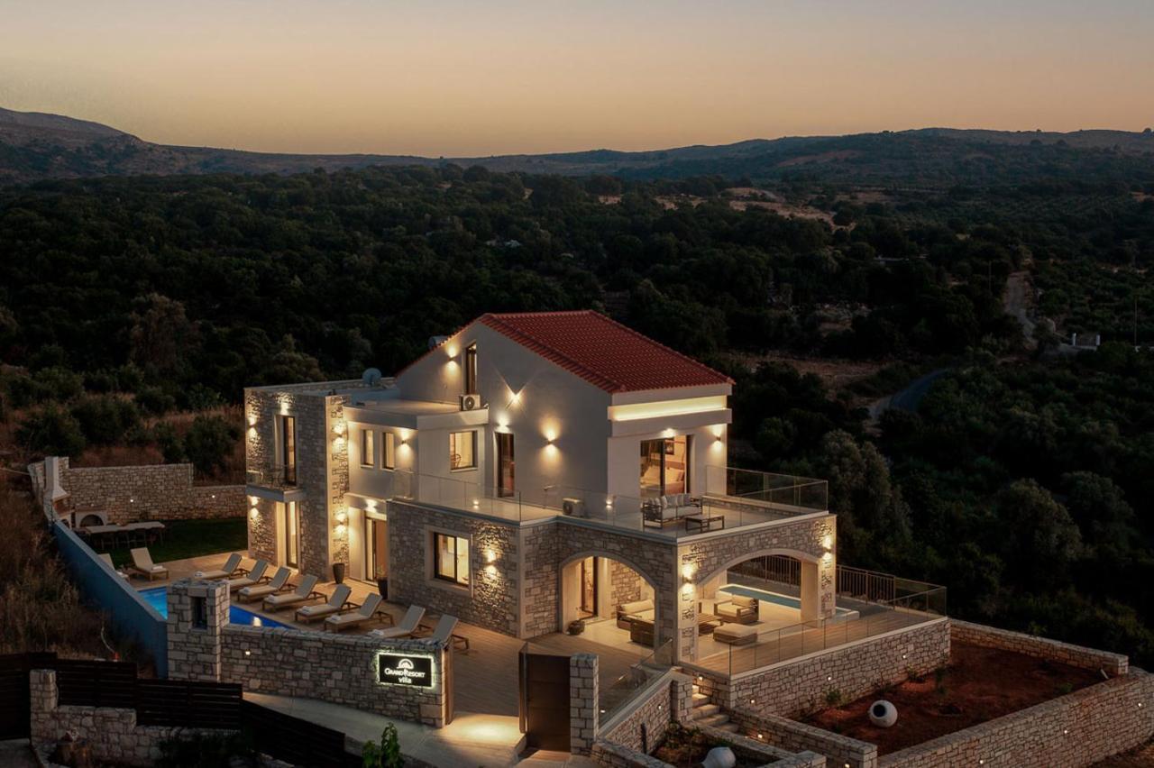 Grand Resort Villa Elefterna Exterior photo