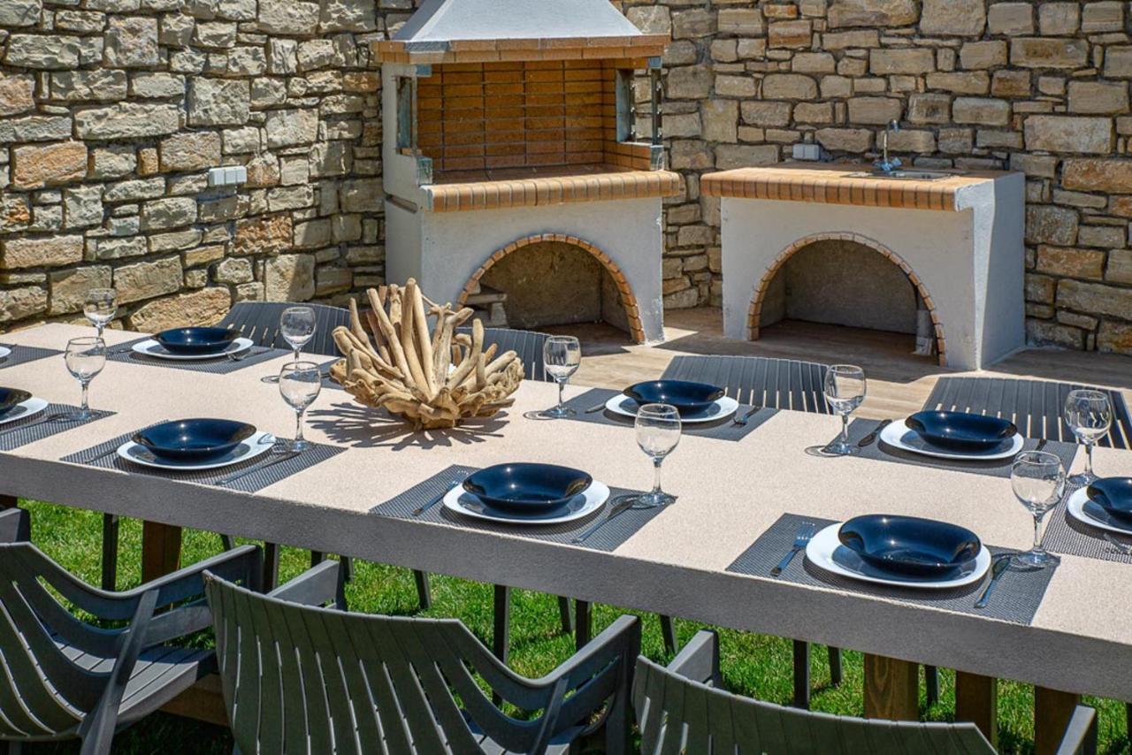 Grand Resort Villa Elefterna Exterior photo